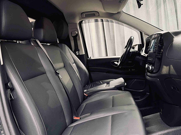 Mercedes-Benz Vito 119 18 of 26