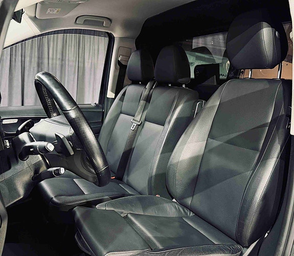Mercedes-Benz Vito 119 19 of 26