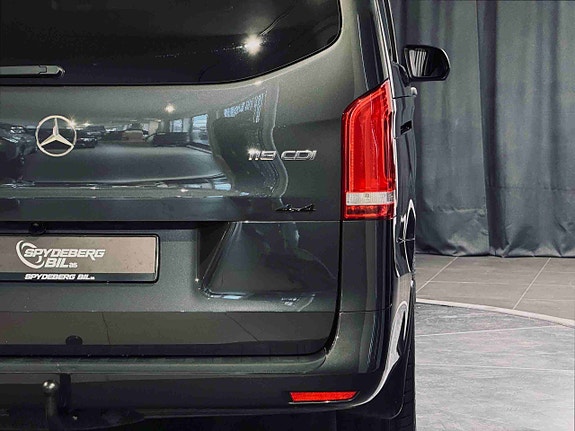 Mercedes-Benz Vito 119 11 of 26