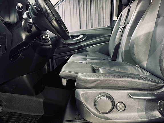 Mercedes-Benz Vito 119 20 of 26
