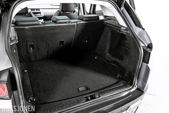 Land Rover Range Rover Evoque 27 of 30