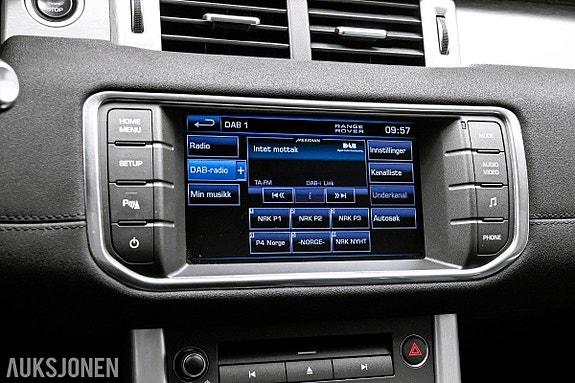 Land Rover Range Rover Evoque 18 of 30