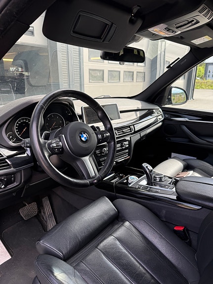 BMW X5 7 of 9