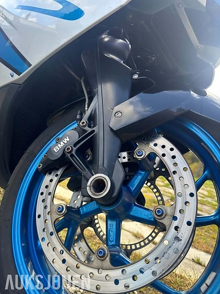 BMW K 1200 S 11 of 13