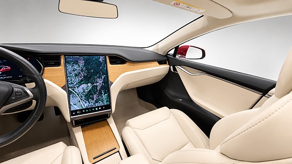 Tesla Model S 23 of 30