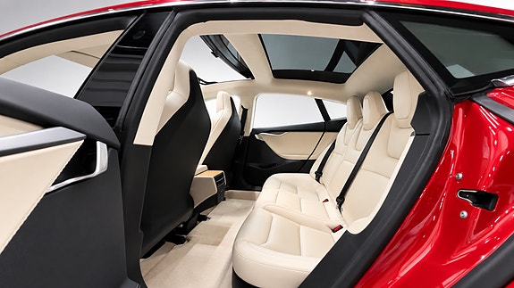 Tesla Model S 25 of 30