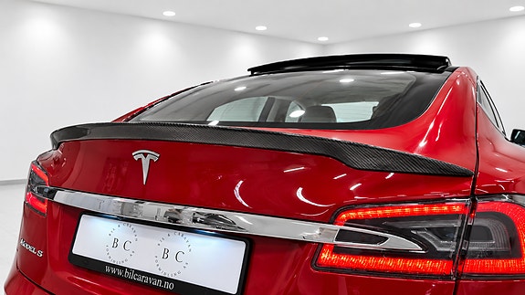 Tesla Model S 8 of 30
