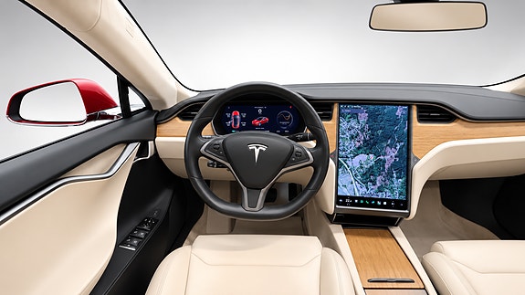 Tesla Model S 24 of 30