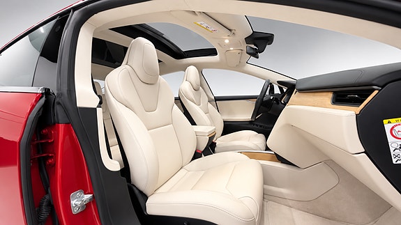 Tesla Model S 20 of 30