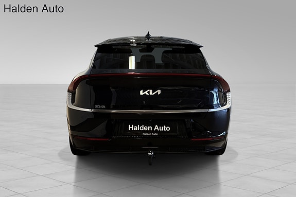 Kia EV6 6 of 20