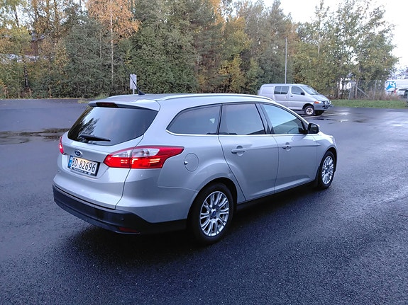 Ford Focus 8 of 15