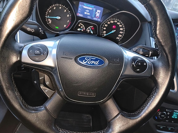 Ford Focus 12 of 15
