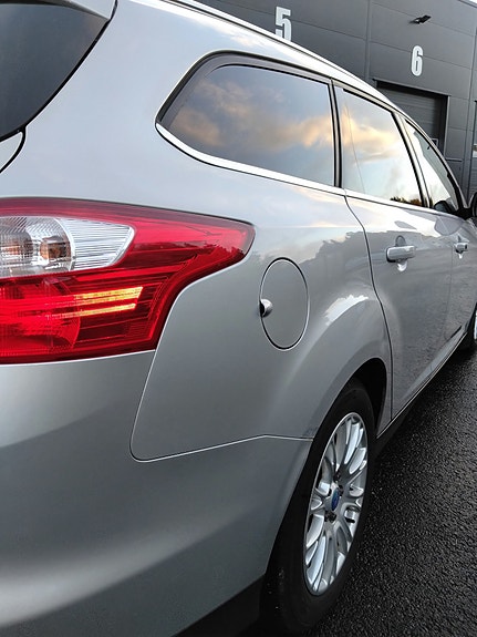 Ford Focus 9 of 15