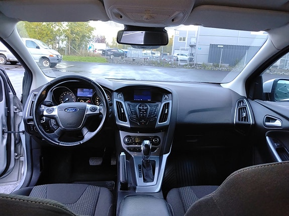 Ford Focus 13 of 15