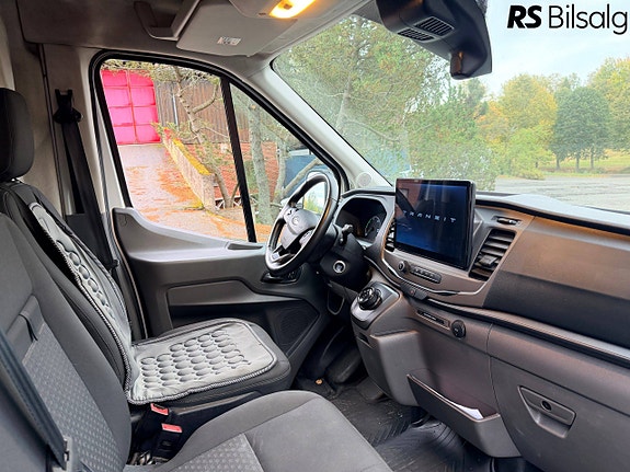 Ford E-Transit 350 L4 Van 20 of 30