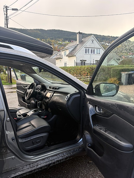 Nissan X-Trail 17 of 30