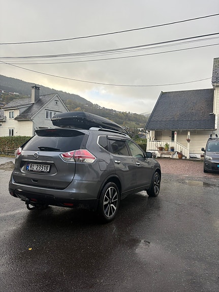 Nissan X-Trail 9 of 30