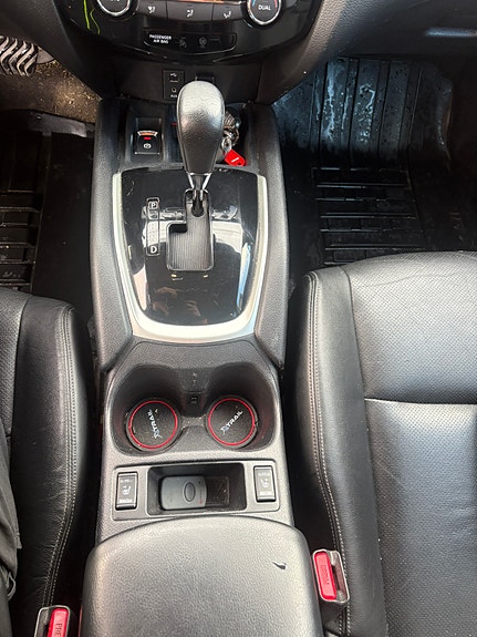 Nissan X-Trail 25 of 30
