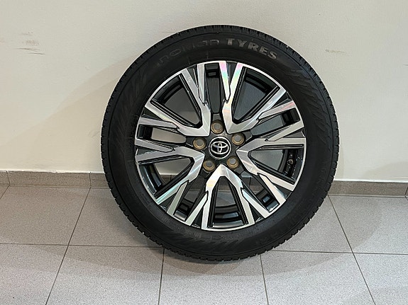 Toyota Yaris Cross 20 of 30