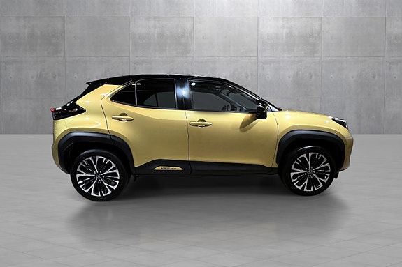 Toyota Yaris Cross 6 of 30