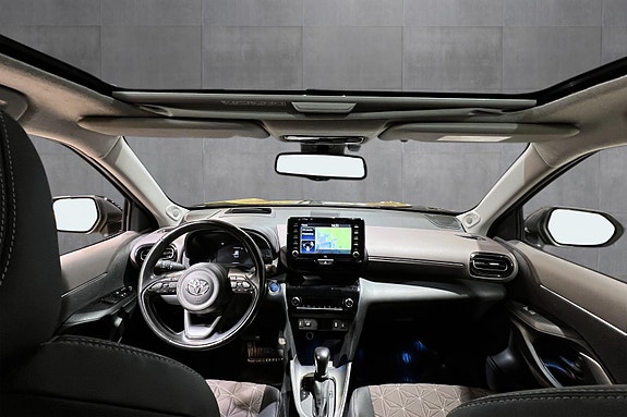 Toyota Yaris Cross 9 of 30