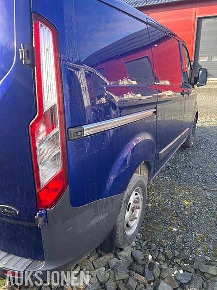 Ford Transit Custom 8 of 18