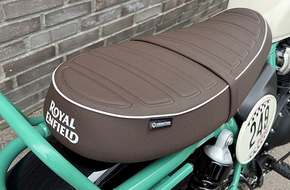 Royal Enfield Bear 650 5 of 12
