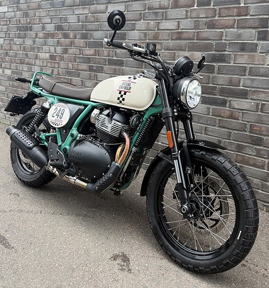 Royal Enfield Bear 650 3 of 12
