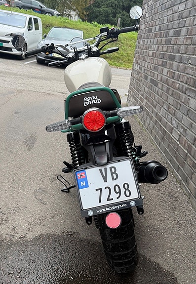 Royal Enfield Bear 650 11 of 12