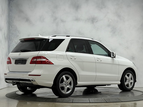Mercedes-Benz ML250 7 of 30