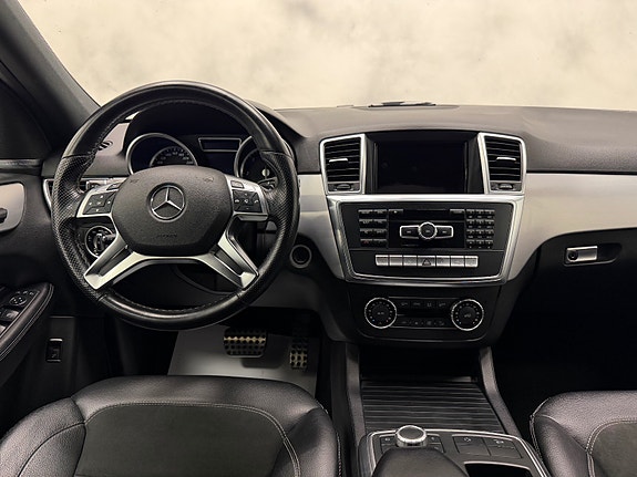 Mercedes-Benz ML250 15 of 30