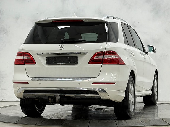 Mercedes-Benz ML250 8 of 30