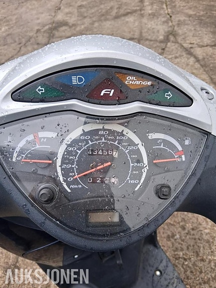 Honda SH 125 4 of 4