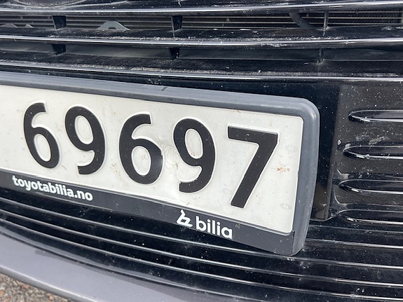 Toyota Yaris 16 of 18