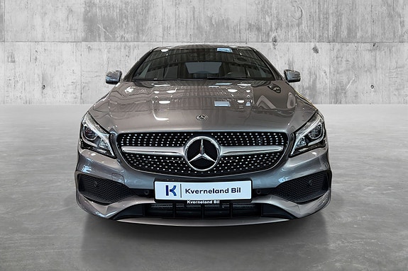 Mercedes-Benz CLA180 2 of 26