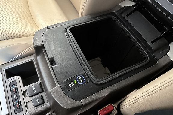 Toyota Land Cruiser 20 of 25