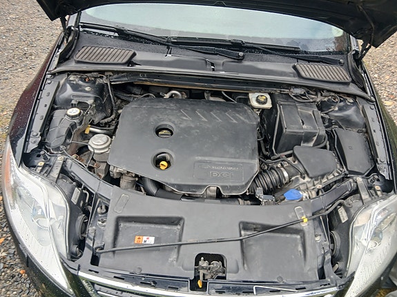 Ford Mondeo 9 of 14