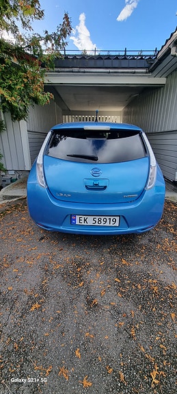 Nissan Leaf 3 of 9