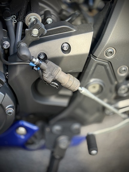 Yamaha R7 10 of 11