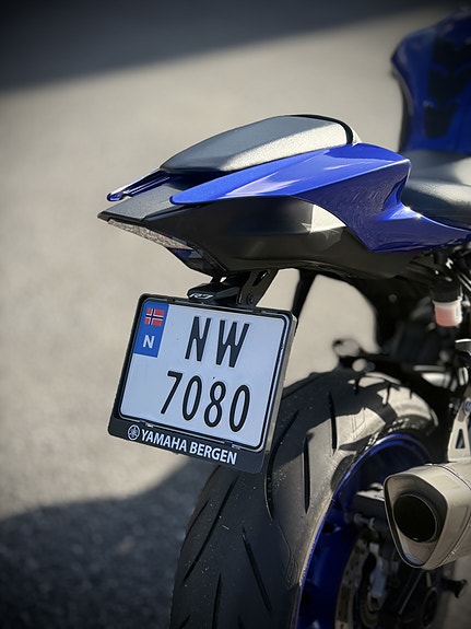 Yamaha R7 6 of 11