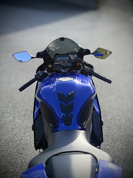 Yamaha R7 2 of 11