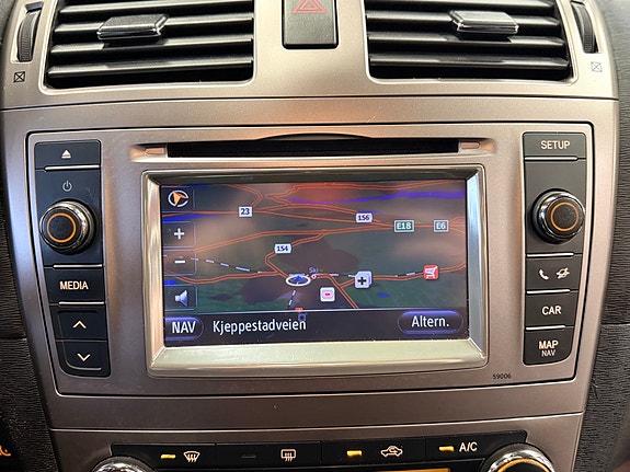 Toyota Avensis 19 of 30