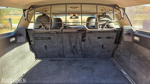 Volvo XC70 15 of 16