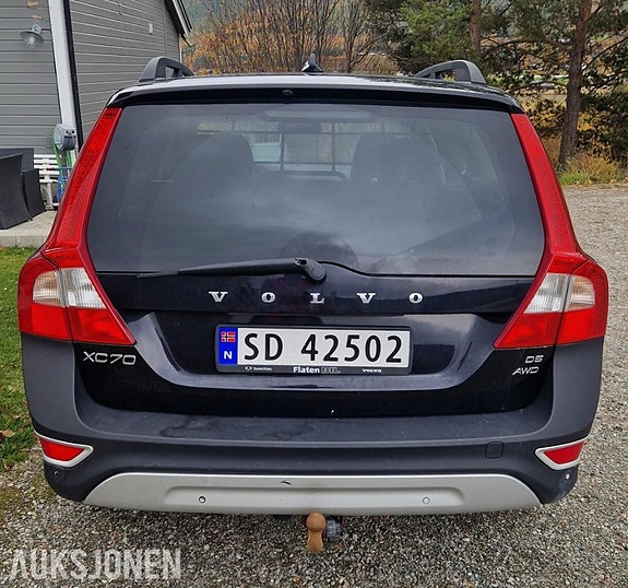 Volvo XC70 4 of 16