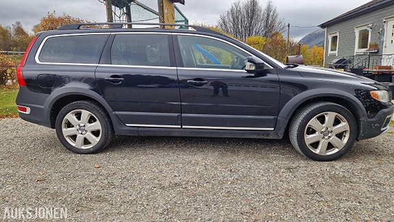 Volvo XC70 3 of 16