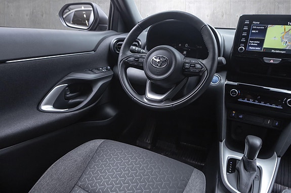 Toyota Yaris Cross 17 of 20
