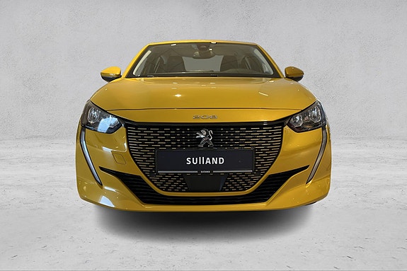 Peugeot e-208 8 of 15