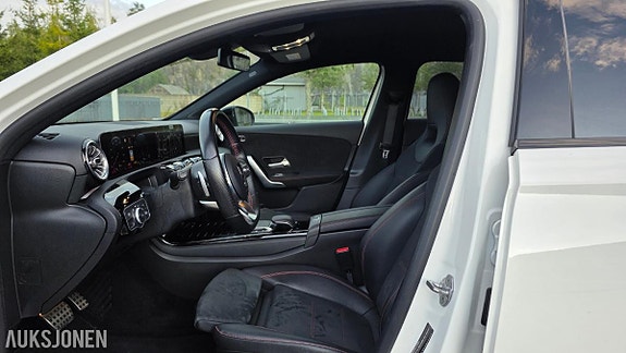Mercedes-Benz A-Klasse 19 of 30