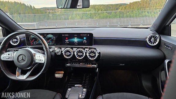Mercedes-Benz A-Klasse 24 of 30