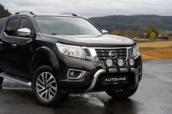 Nissan Navara 2 of 30